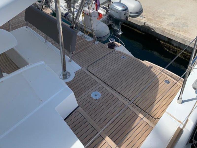 Book yachts online - catamaran - Lagoon 450 Sport (4+2 cab.) - Oryx - rent