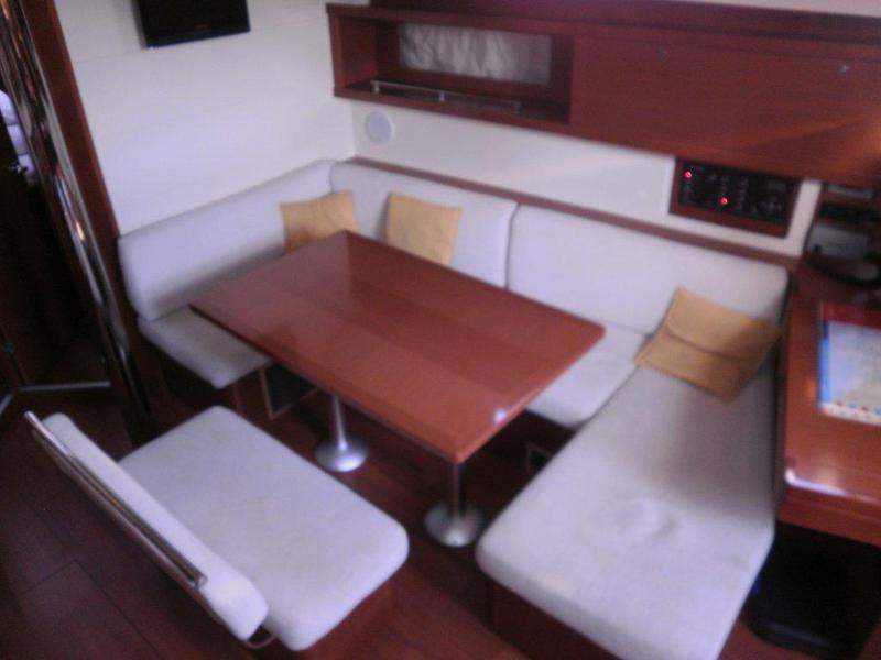 Book yachts online - sailboat - Oceanis 45 - Ponente - rent