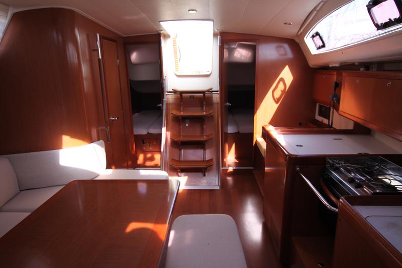 Book yachts online - sailboat - Oceanis 40 - Peppina - rent