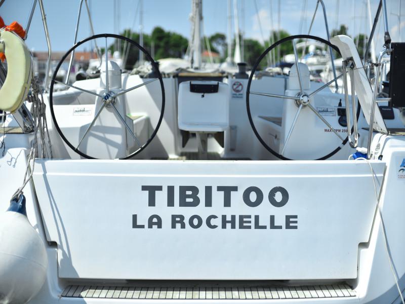 Book yachts online - sailboat - Dufour 450 GL - Tibitoo - rent