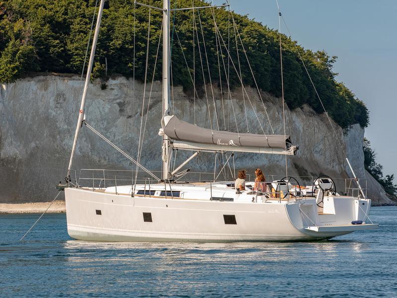 Book yachts online - sailboat - Hanse 458 - Astrea - rent