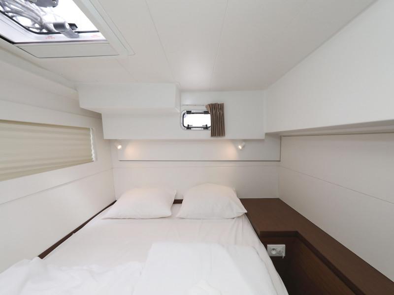 Book yachts online - catamaran - Lagoon 40-3 EXCLUSIVE - THE CURE OWNER VERSION AC salon + generator - rent