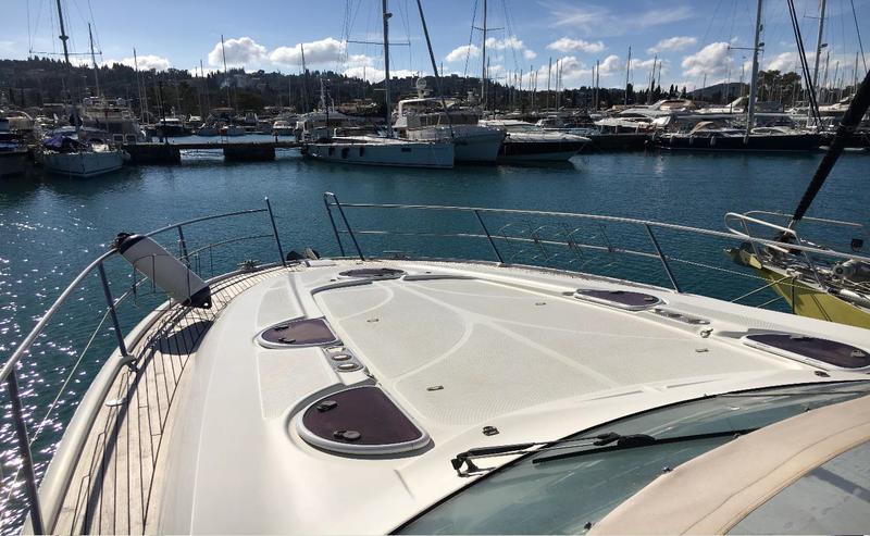 Book yachts online - motorboat - Bavaria 42 Sport - Sport 44ft Open - rent