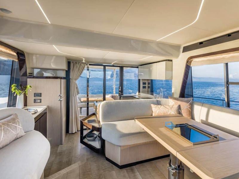 Book yachts online - motorboat - Absolute 47 Fly - Vardø - rent