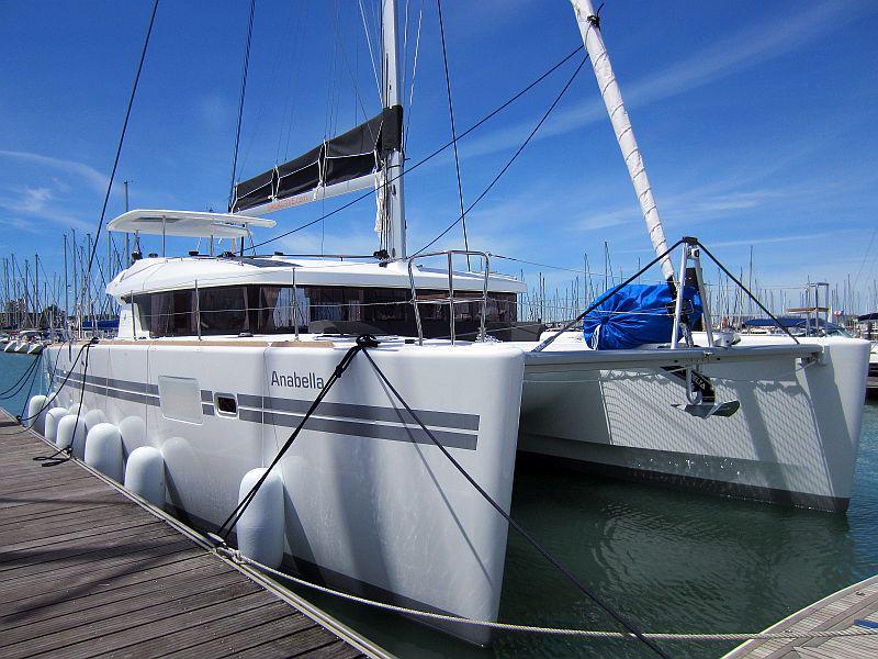 Book yachts online - catamaran - Lagoon 450 S - Anabella - rent
