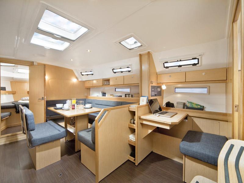 Book yachts online - sailboat - Bavaria 40 Cruiser - POSIDAON_NATH - rent