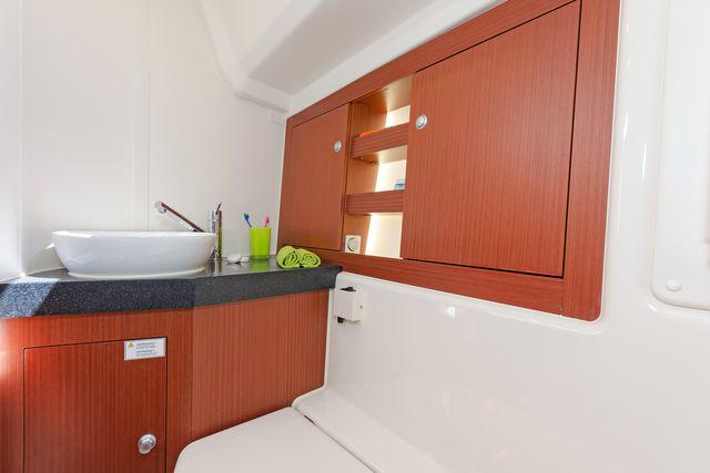 Book yachts online - sailboat - Hanse 385 - Serendip - rent