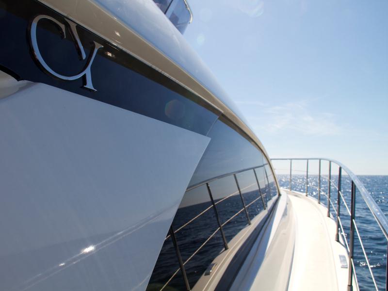 Book yachts online - motorboat - Cyrus 13.8 Flybridge - Punta I - rent