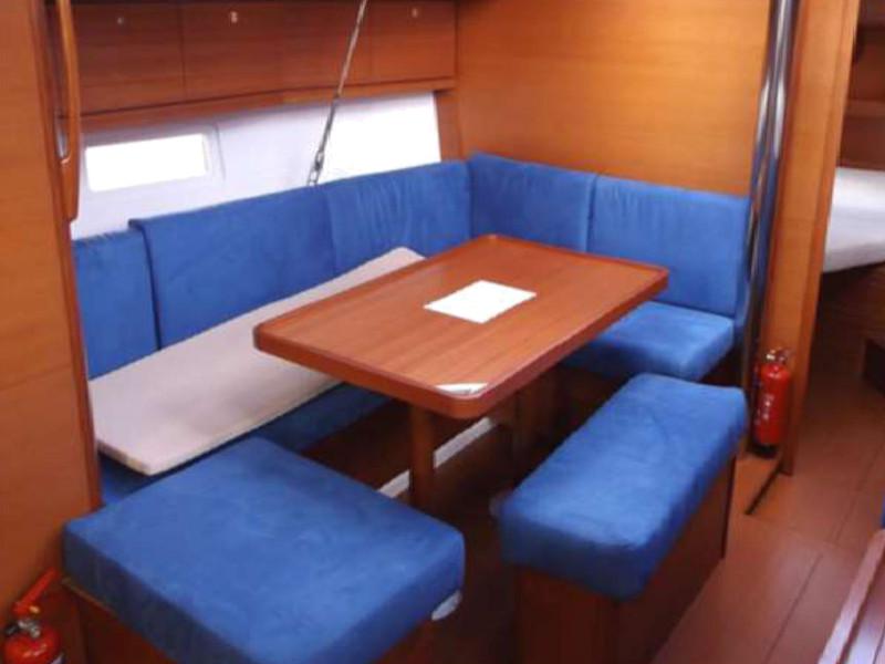 Book yachts online - sailboat - Dufour 410 Grand Large - Fourten - rent
