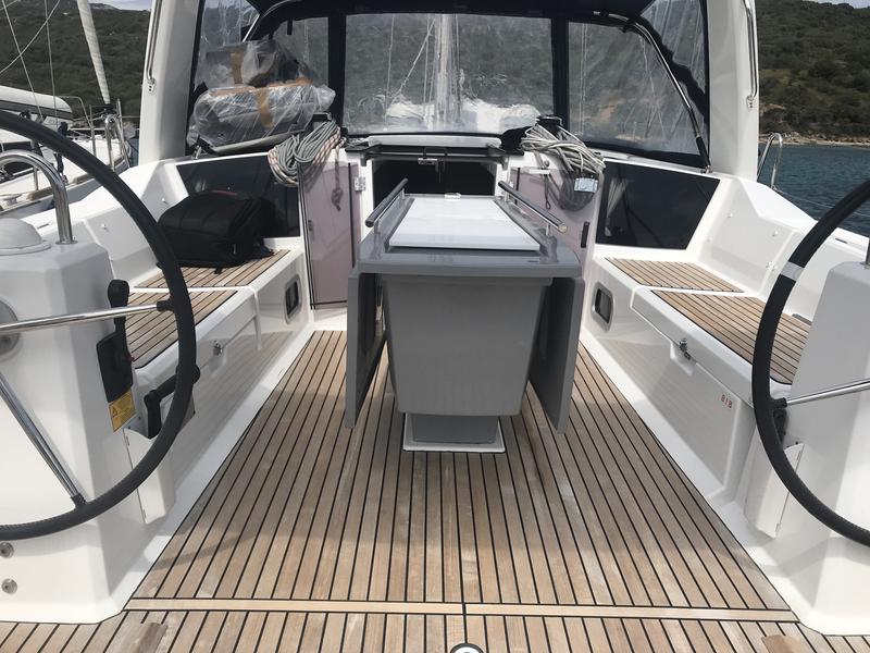 Book yachts online - sailboat - Oceanis 41.1 - Achemar - rent
