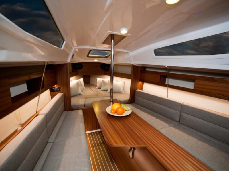 Book yachts online - sailboat - Maxus 26 Prestige 8/1 - NUT - rent