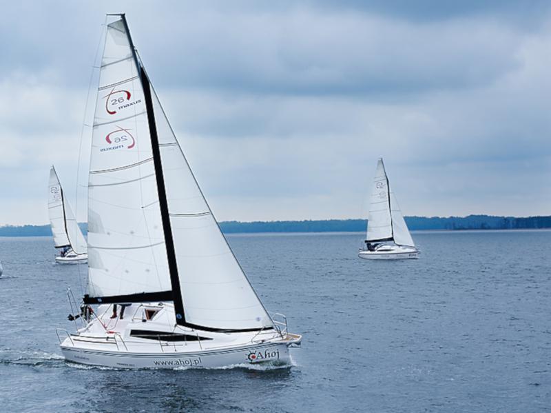 Book yachts online - sailboat - Maxus 26 Prestige 7/2 - KHEPRI - rent