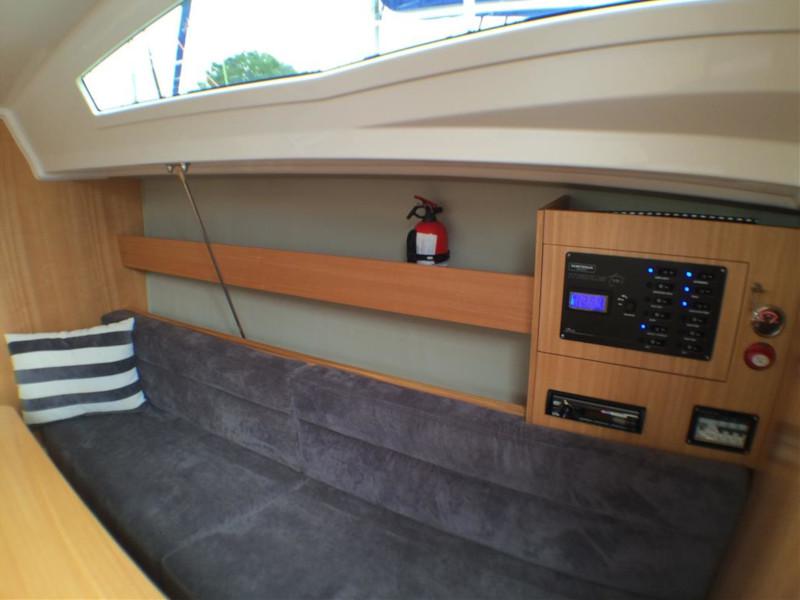 Book yachts online - sailboat - Maxus 26 Prestige 8/1 - TAURUS - rent