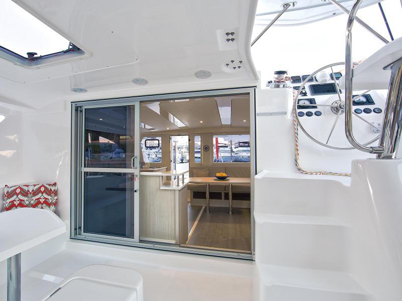 Book yachts online - catamaran - Sunsail 444 - Sunsail 444 (2013) - rent