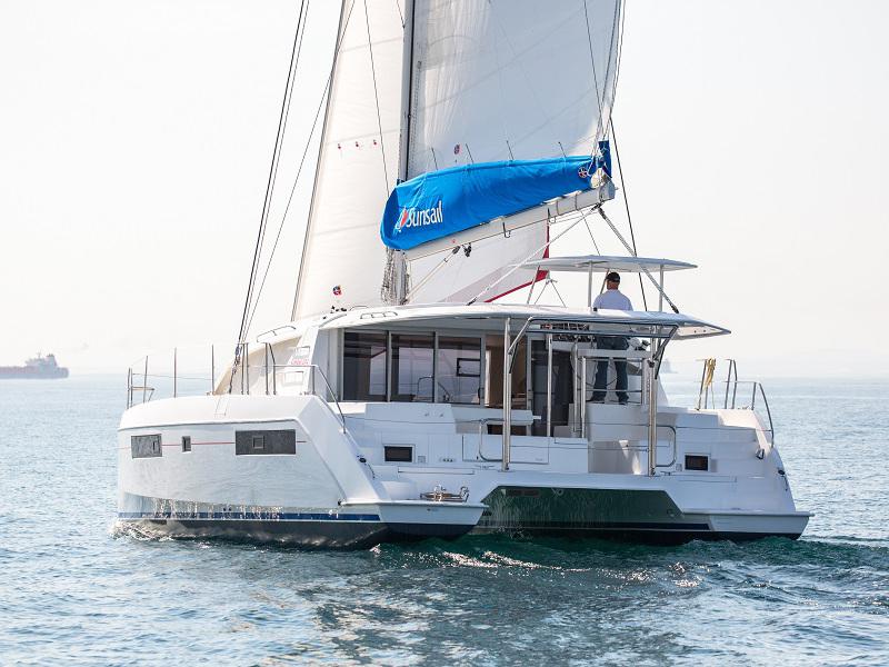 Book yachts online - catamaran - Sunsail 404 - Sunsail 404 (2015) - rent