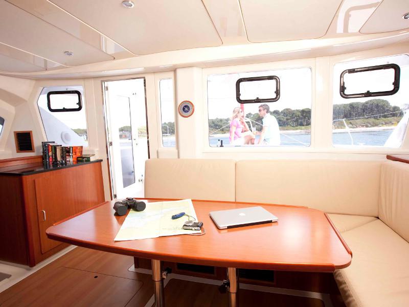 Book yachts online - catamaran - Sunsail 444 - Sunsail 444 (2013) - rent