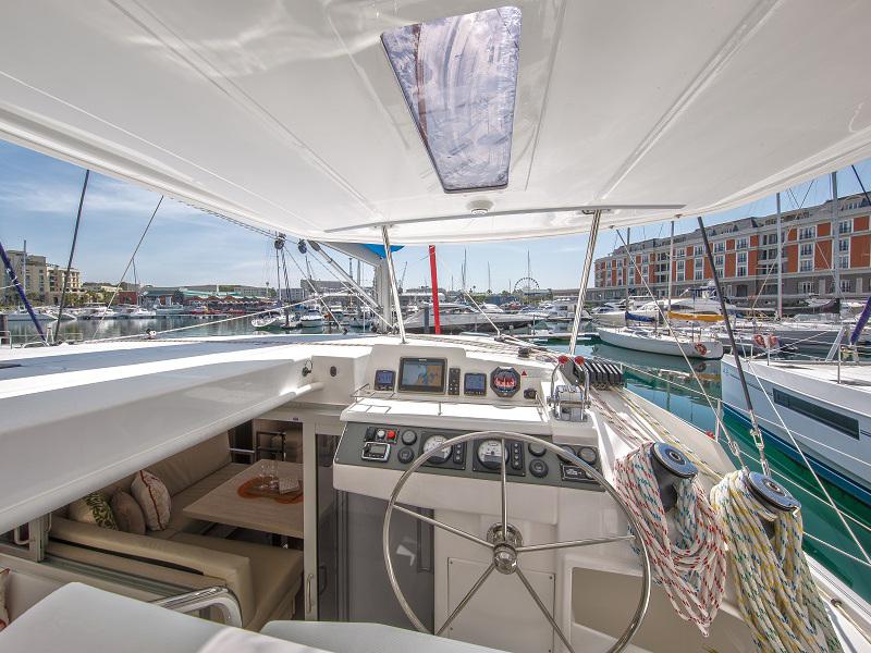Book yachts online - catamaran - Sunsail 404 - Sunsail 404 (2016) - rent