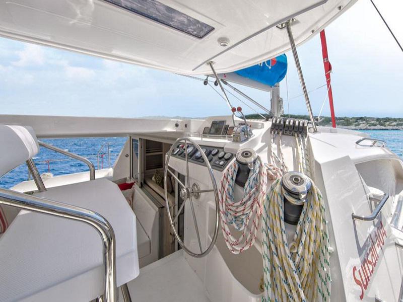 Book yachts online - catamaran - Sunsail 404 - Sunsail 404 (2018) - rent
