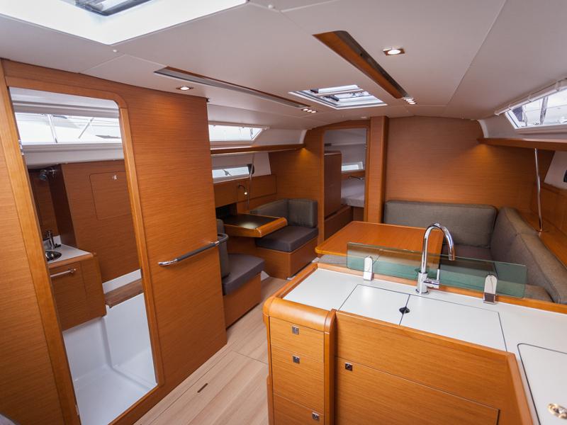 Book yachts online - sailboat - Sun Odyssey 419 - CELENA II - rent