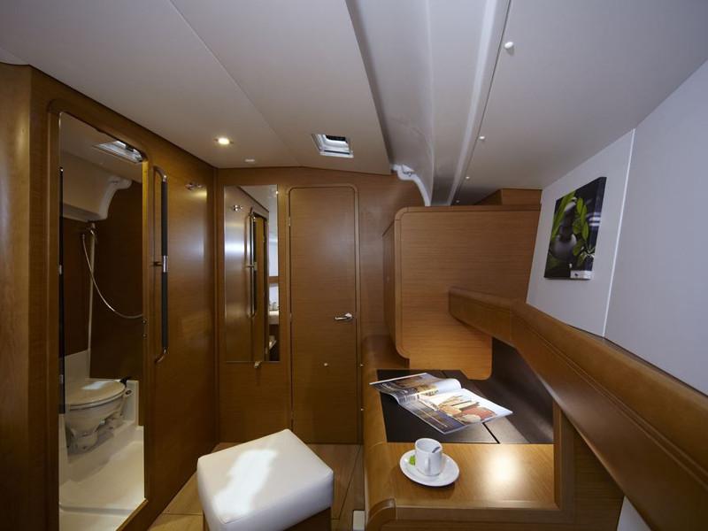 Book yachts online - sailboat - Sun Odyssey 449 - KALLI ZOI II - rent