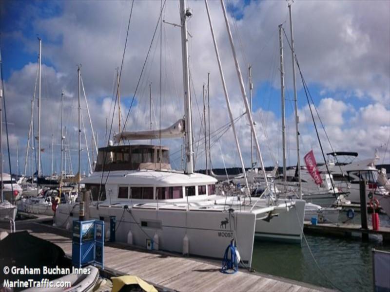 Book yachts online - catamaran - Lagoon 620 - Moose of Poole - rent