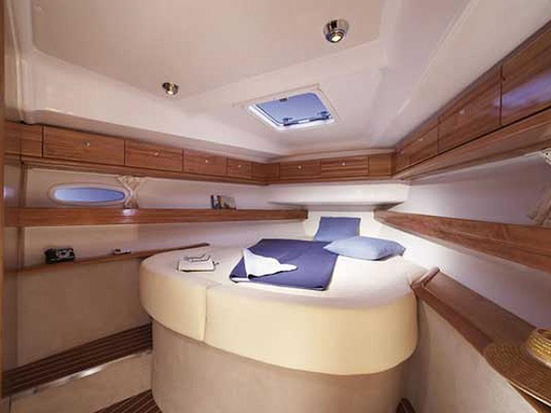 Book yachts online - sailboat - Bavaria 46 Cruiser - Frixos - rent