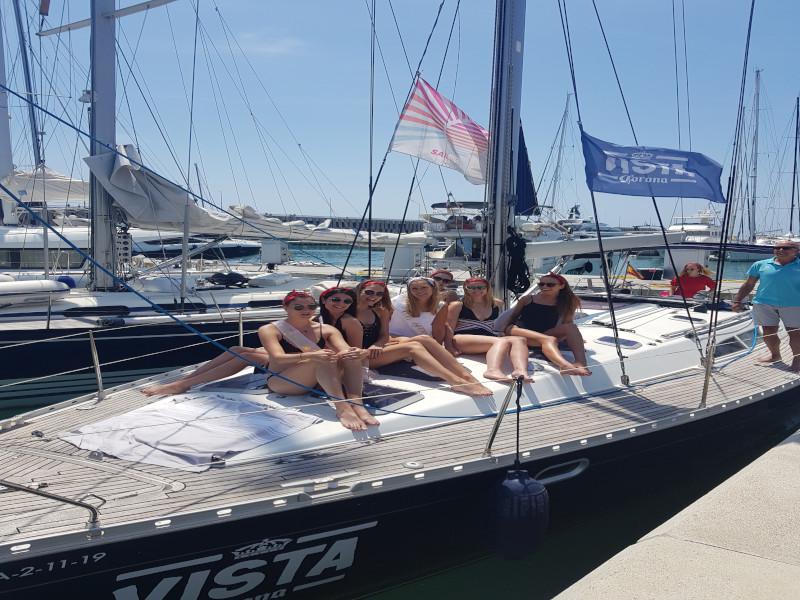 Book yachts online - sailboat - Jenneau Sun Odyssey 45 - Barefoot - rent