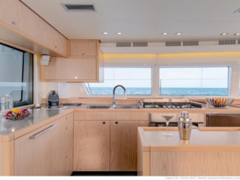 Book yachts online - catamaran - Lagoon 52F - Korana - rent