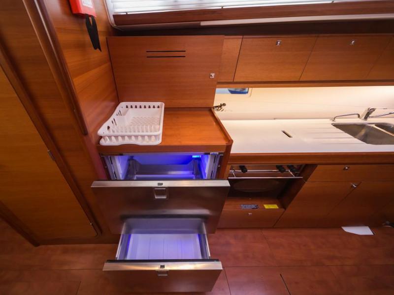 Book yachts online - sailboat - Dufour 382 Grand Large - Dardanus - rent