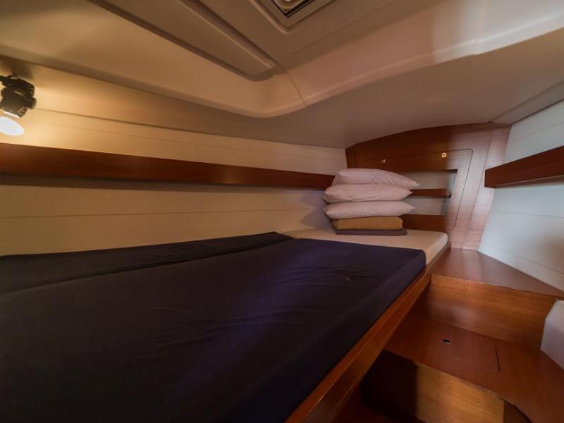 Book yachts online - sailboat - Dufour 380 - Pegase - rent