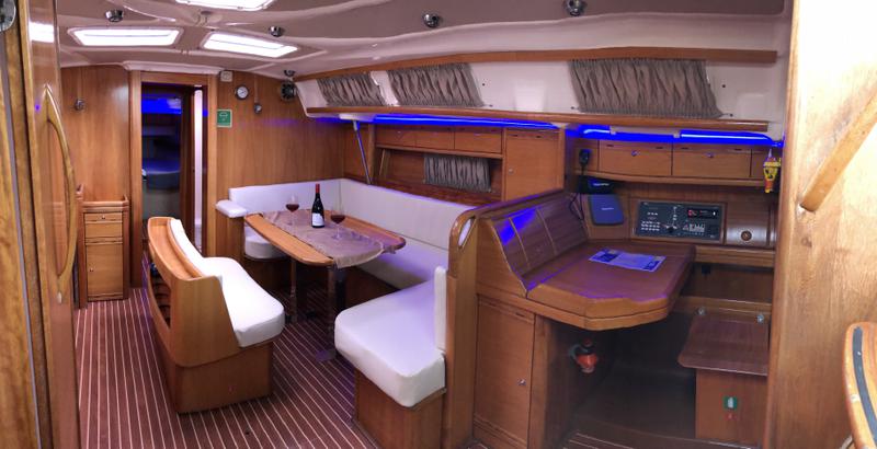 Book yachts online - sailboat - Bavaria Cruiser 46 Y/B 2009 - Borboleta (Refit 2020) - rent