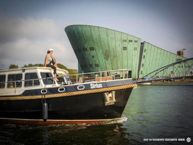 Book yachts online - motorboat - Barkas 1100 - Sirius - rent
