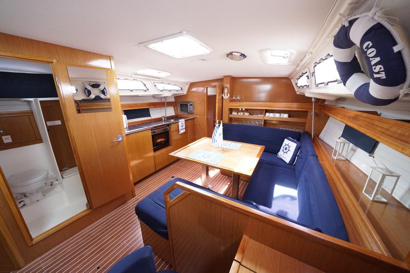 Book yachts online - sailboat - Bavaria 43 Cruiser - Kairos (Fully Refurbished 2019) - rent