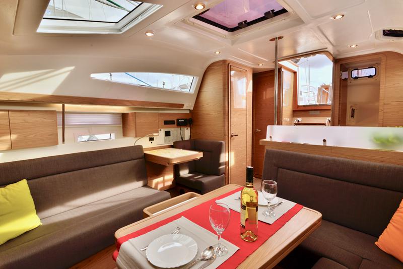 Book yachts online - sailboat - Elan 40 Impression - MARCO POLO - rent