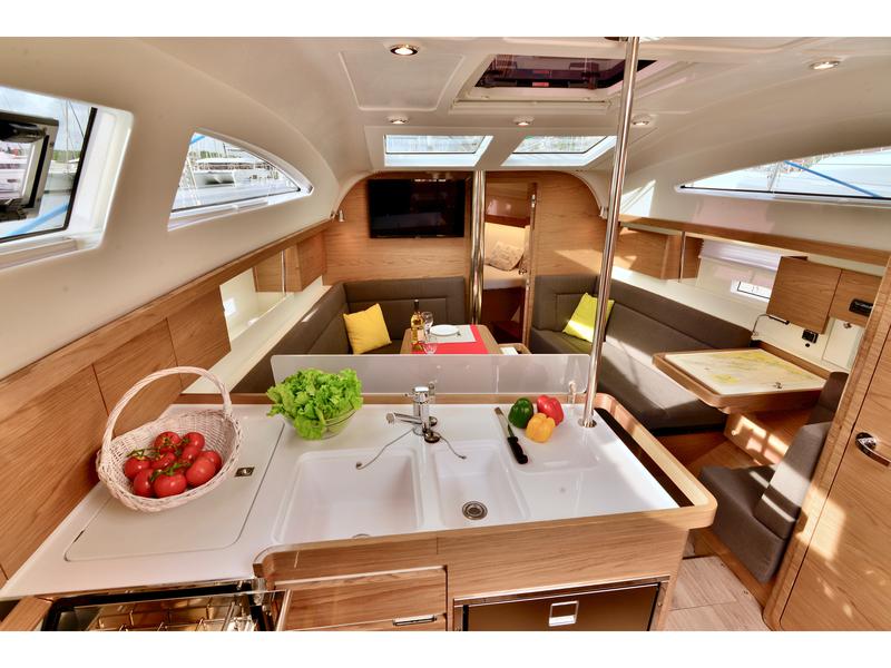 Book yachts online - sailboat - Elan 40 Impression - MARCO POLO - rent