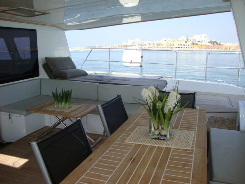 Book yachts online - catamaran - Sunreef 62 - Zimit - rent