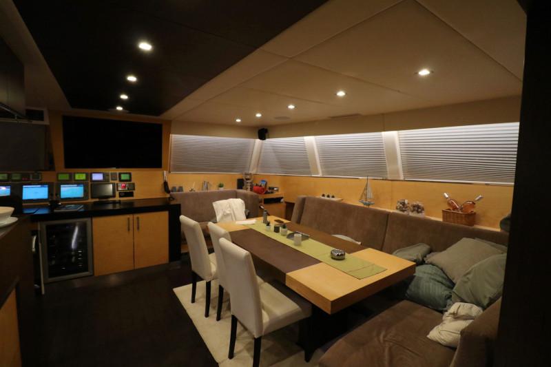 Book yachts online - catamaran - Sunreef 62 - Zimit - rent