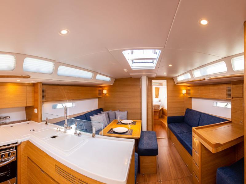 Book yachts online - sailboat - X-Yachts X4.6 - LaPaxion - rent