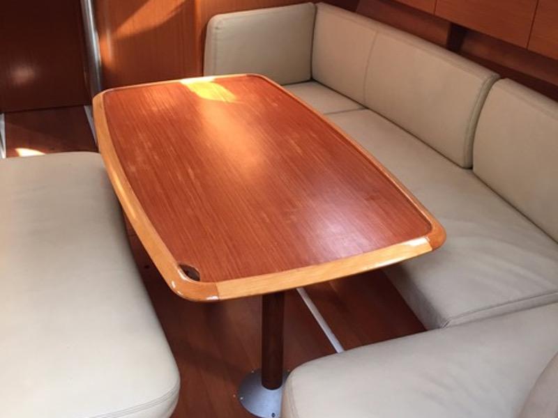 Book yachts online - sailboat - Cyclades 43.4 - Galata - rent