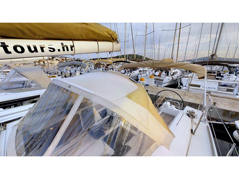 Book yachts online - sailboat - Dufour 410 Grand Large - Maja FB - rent