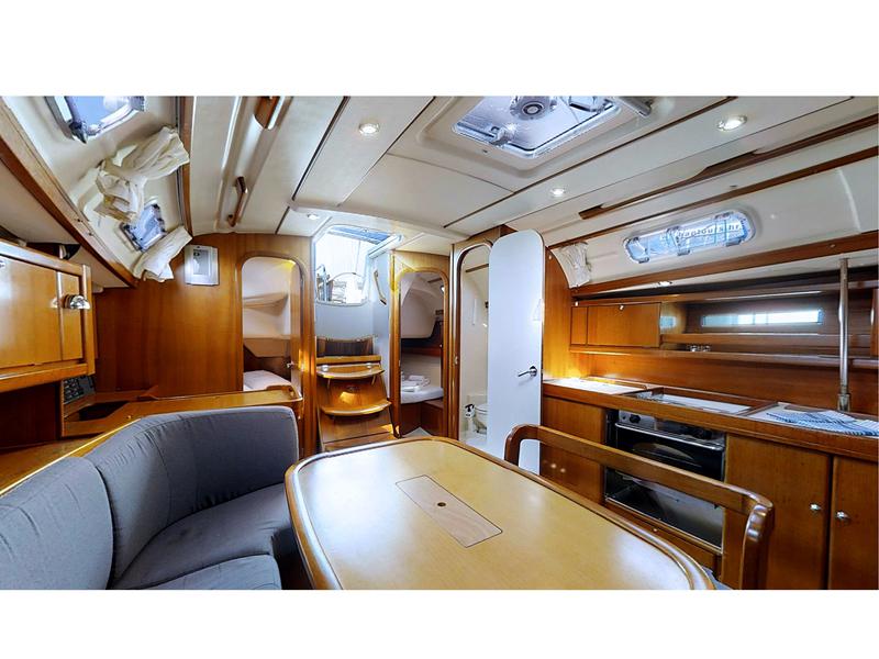 Book yachts online - sailboat - Dufour 385 Grand Large - Marta  - rent