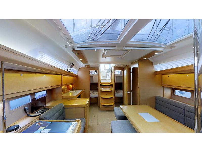 Book yachts online - sailboat - Dufour 410 Grand Large - Mila - rent