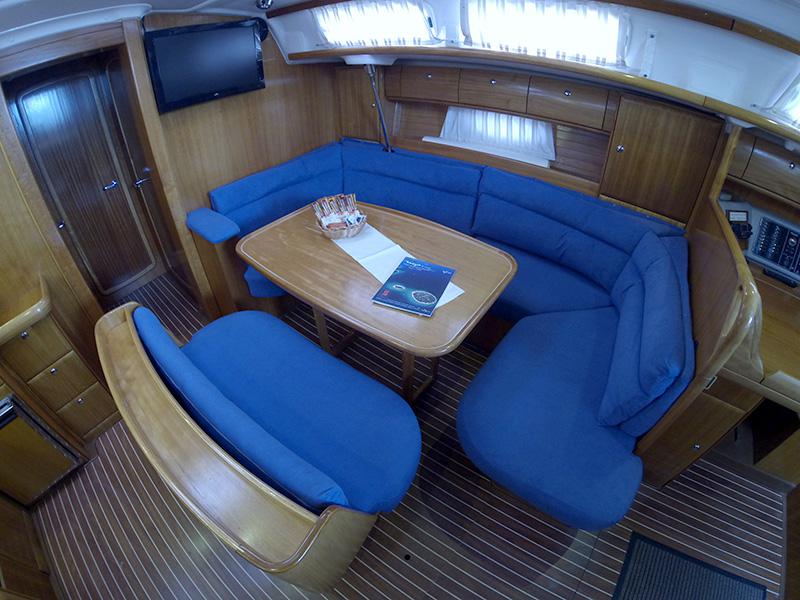 Book yachts online - sailboat - Bavaria 46 Cruiser - Cvita - BT - rent
