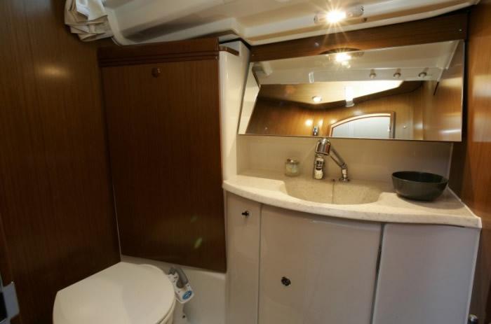 Book yachts online - sailboat - Sun Odyssey 42i _2010 - SY_2023 - rent