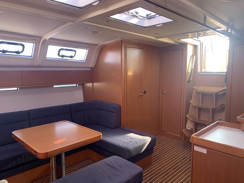 Book yachts online - sailboat - Bavaria Cruiser 51 - Alice - rent