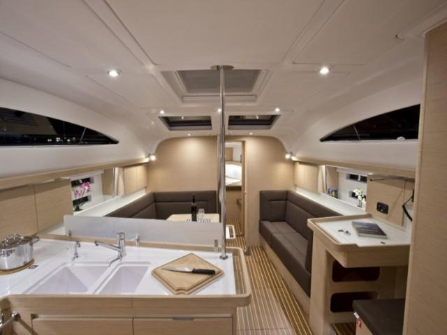Book yachts online - sailboat - Elan 45 Impression - SKYFALL - rent