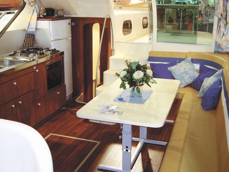 Book yachts online - motorboat - Confort 1100 - CONCERTO I FR - rent