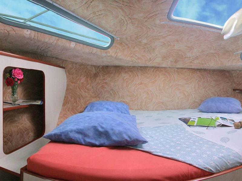 Book yachts online - motorboat - Sedan 1010 - ALANDROAL PO - rent