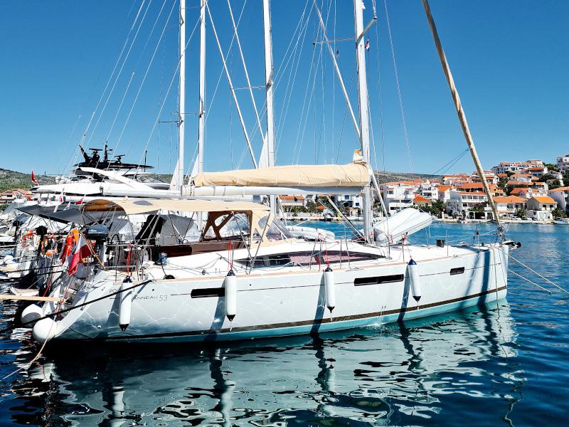 Book yachts online - sailboat - Jeanneau 53 - Makemo - rent