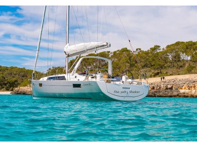 Book yachts online - sailboat - Oceanis 41.1 - THE SALT SHAKER - rent